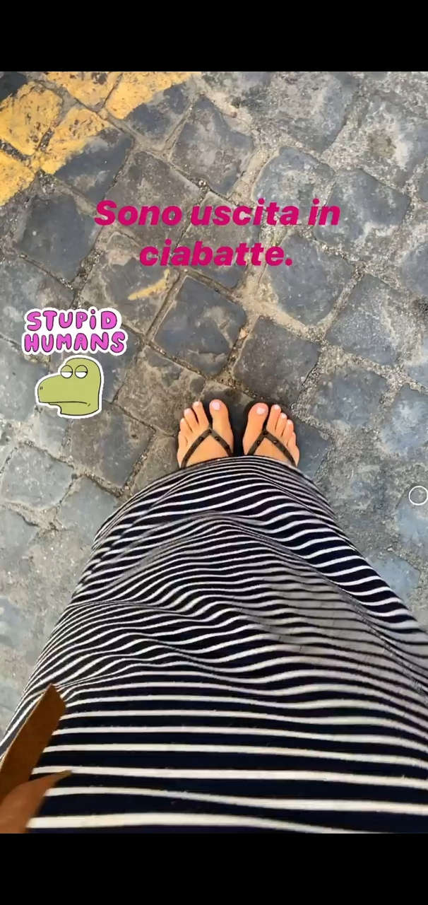 Francesca Valtorta Feet