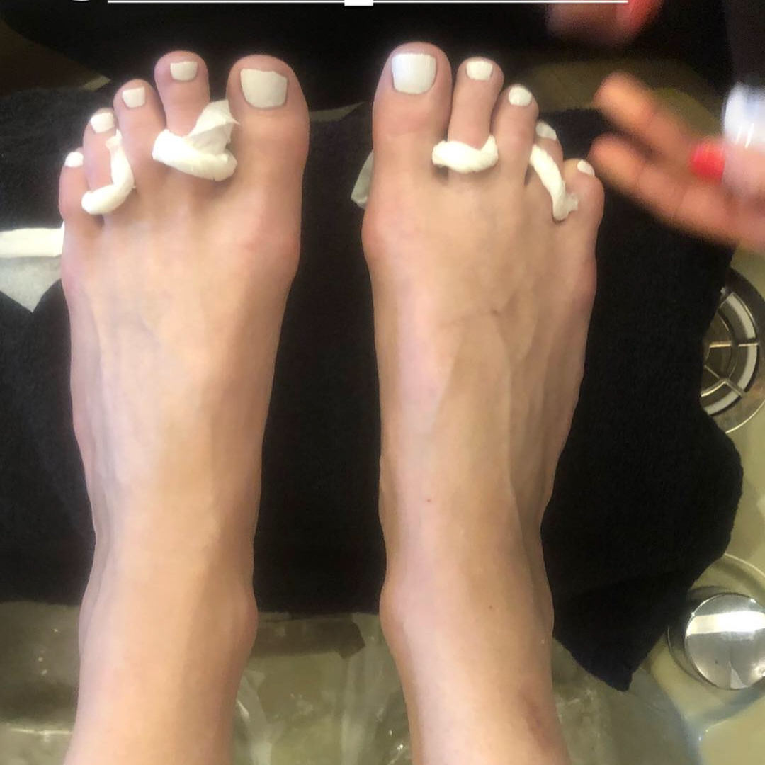 Jennifer Hale Feet