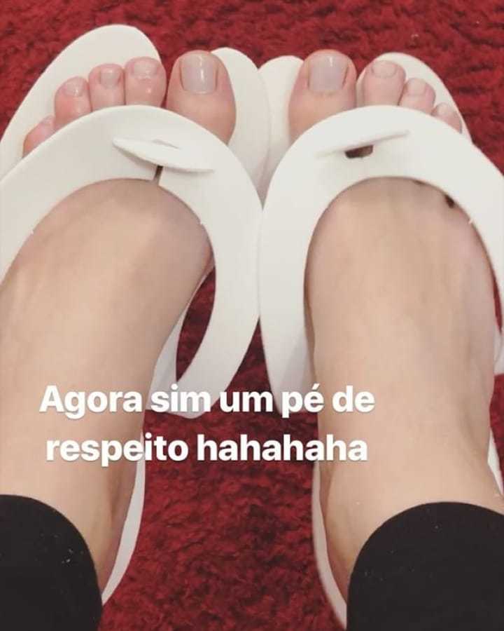 Julia Schiavi Feet