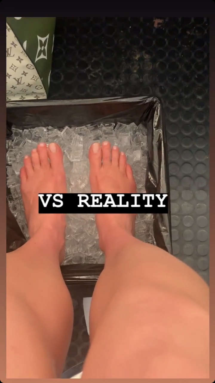 Karlie Kloss Feet