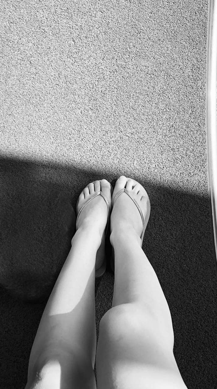 Lauren Southern Feet