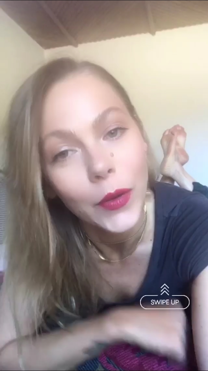 Lily Cowles Feet In The Pose