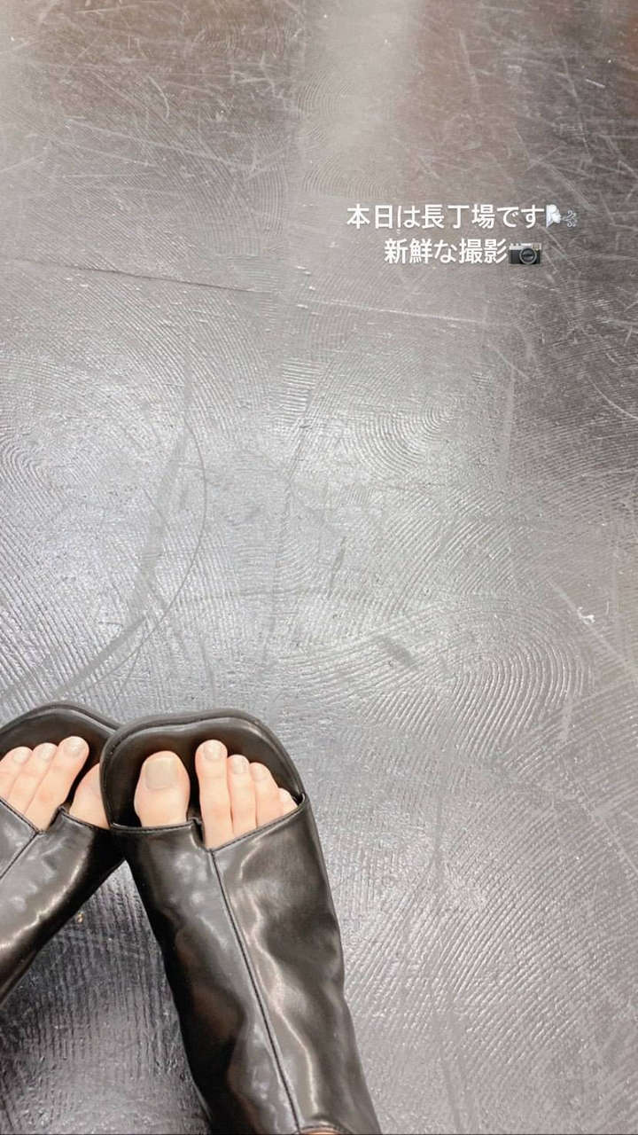 Minami Umezawa Feet