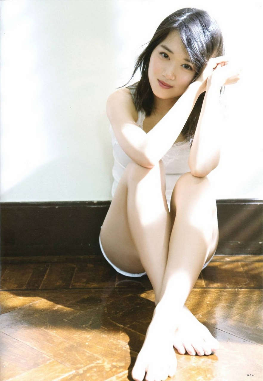 Mizuki Yamashita Feet