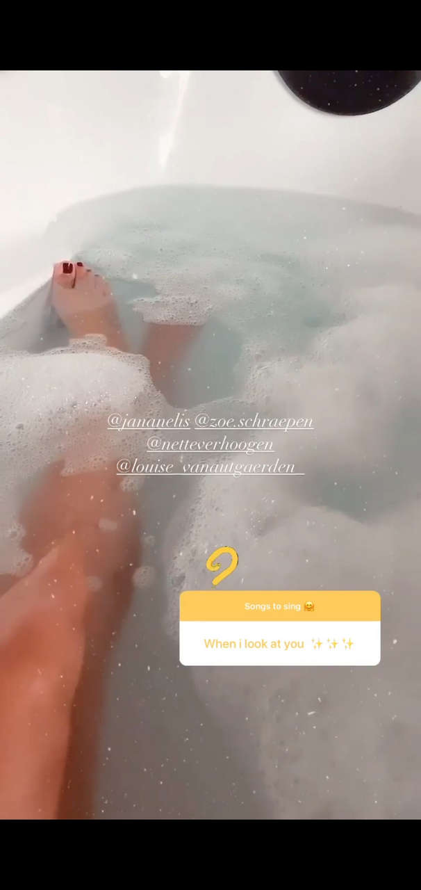 Olivia Trappeniers Feet
