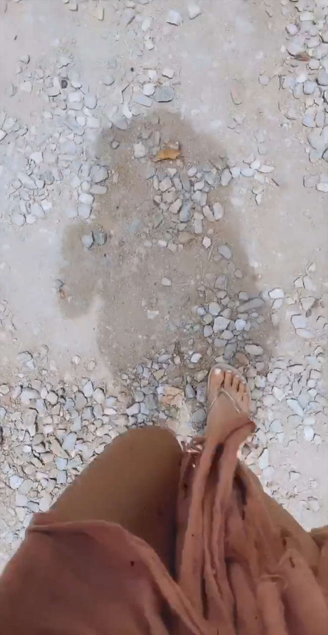 Paulina Vega Feet