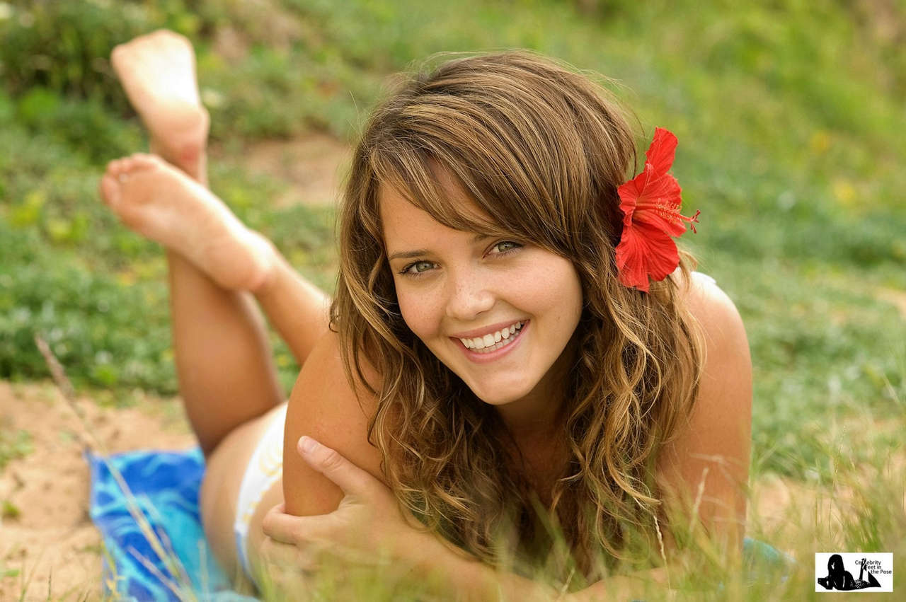 Rebecca Breeds Feet In The Pose