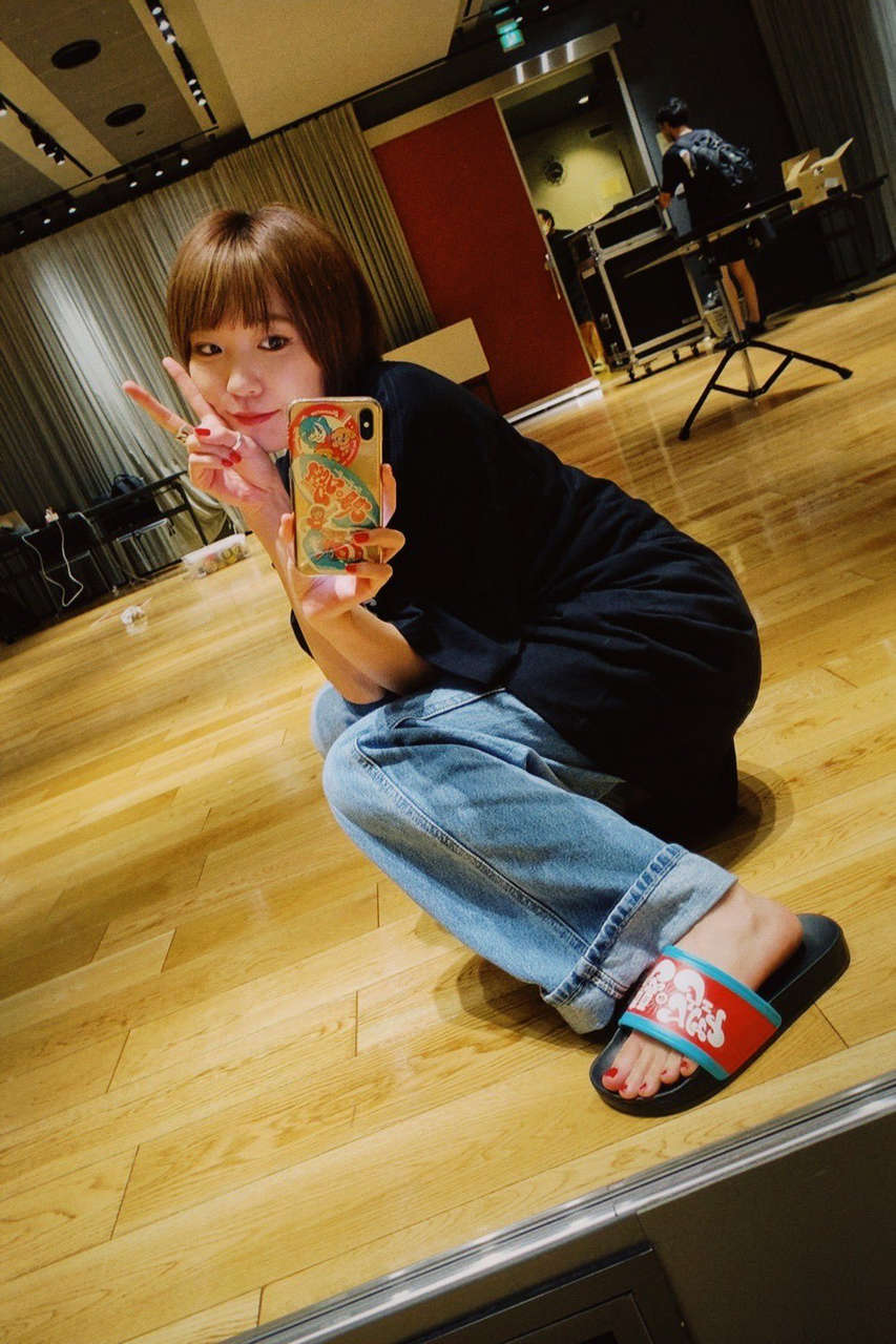 Shuka Saito Feet