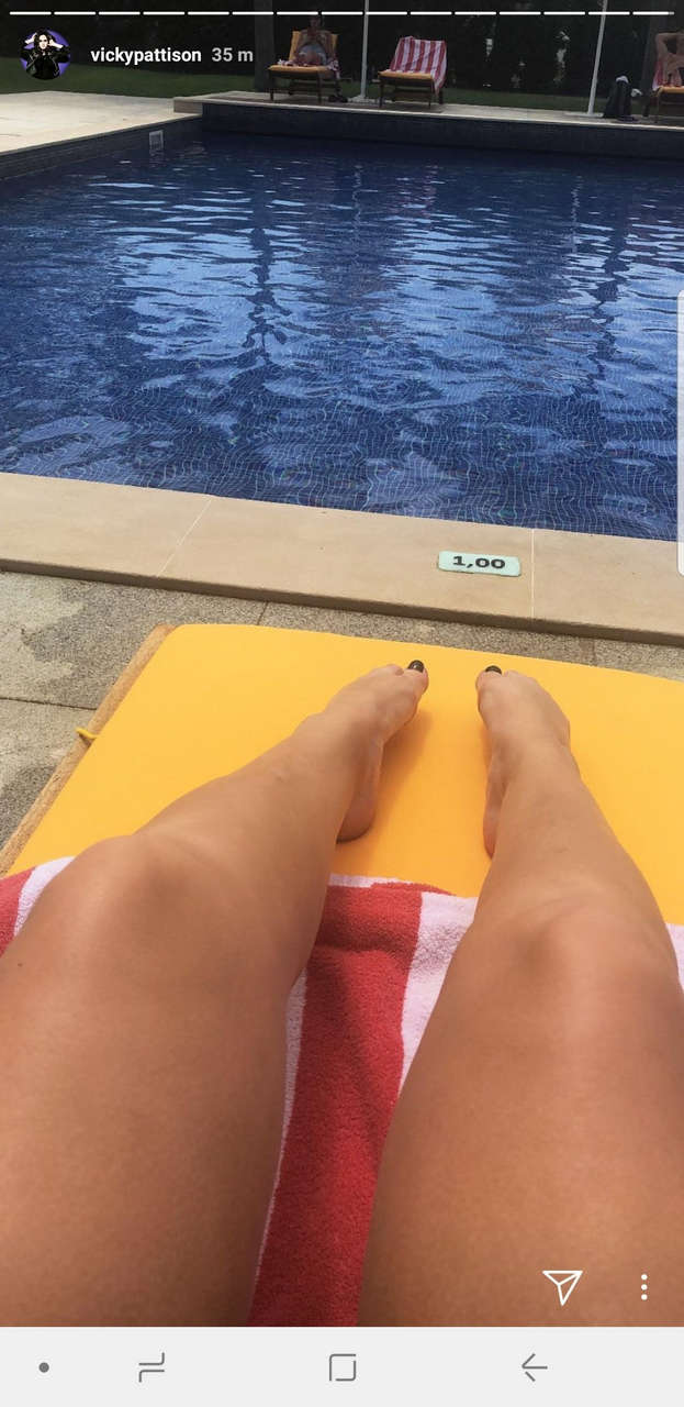 Vicky Pattison Feet