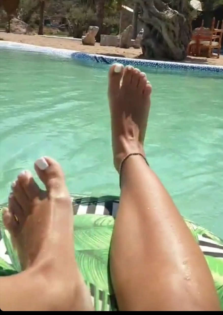 Alexia Aivazi Feet