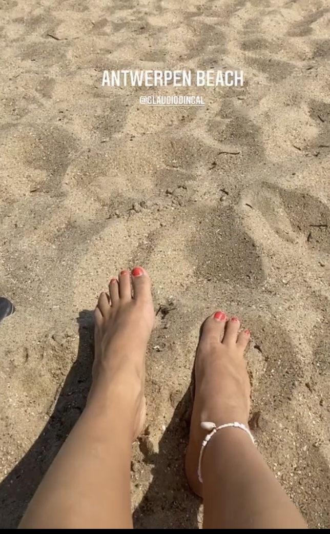 Annelies Toeroes Feet