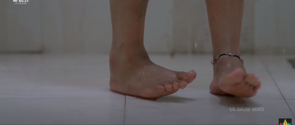 Anu Sithara Feet