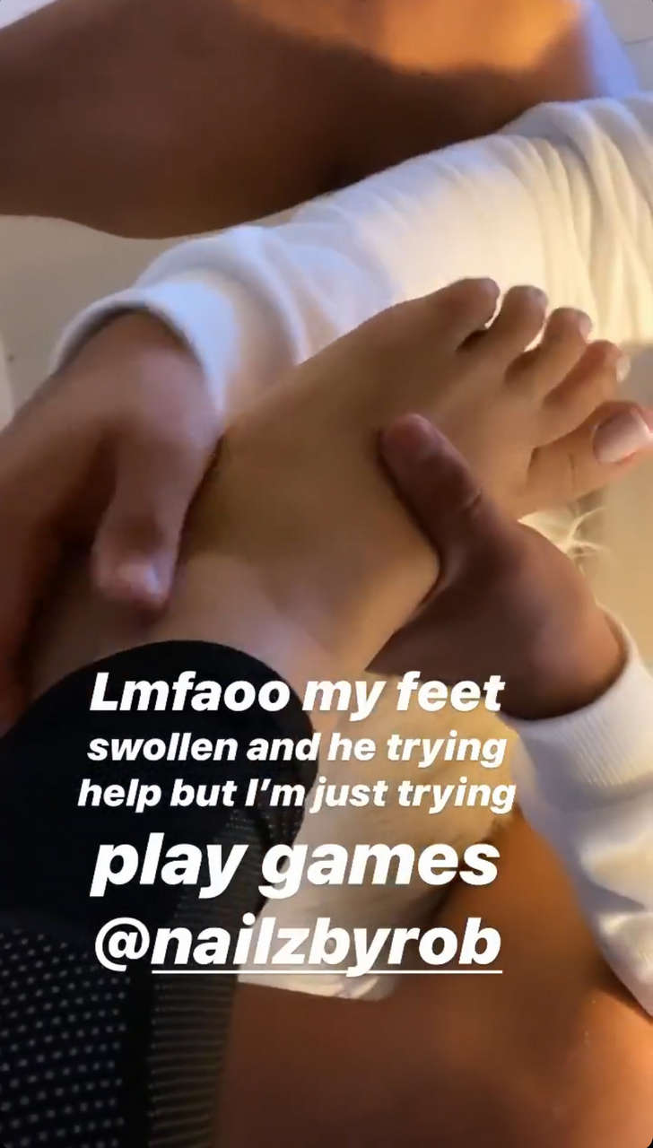 Ayisha Diaz Feet