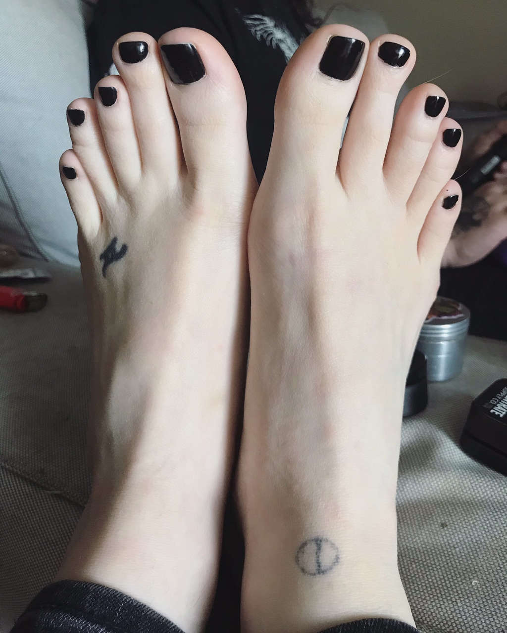 Lily Graves Feet