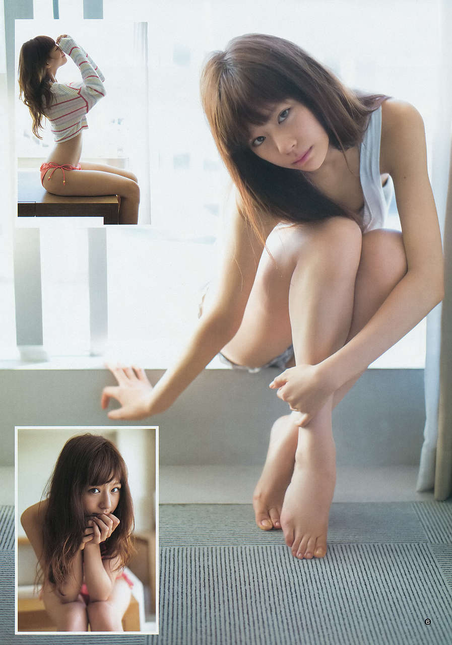 Mariya Nishiuchi Feet