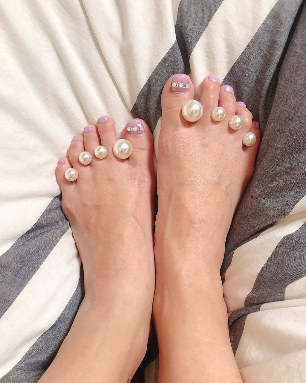 Mika Sakamoto Feet