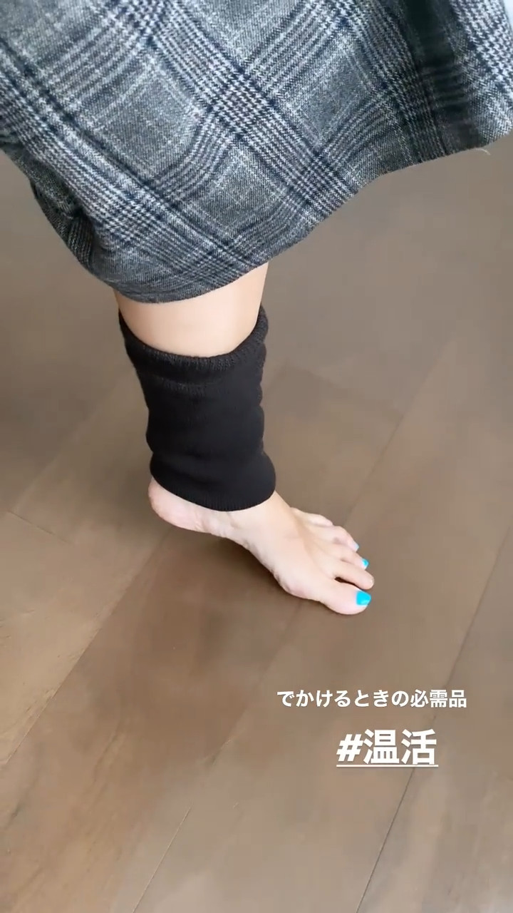 Mika Sakamoto Feet