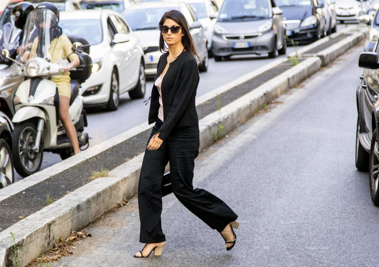 Virginia raggi feet