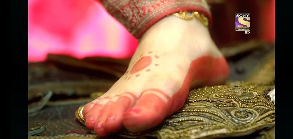 Akanksha Puri Feet