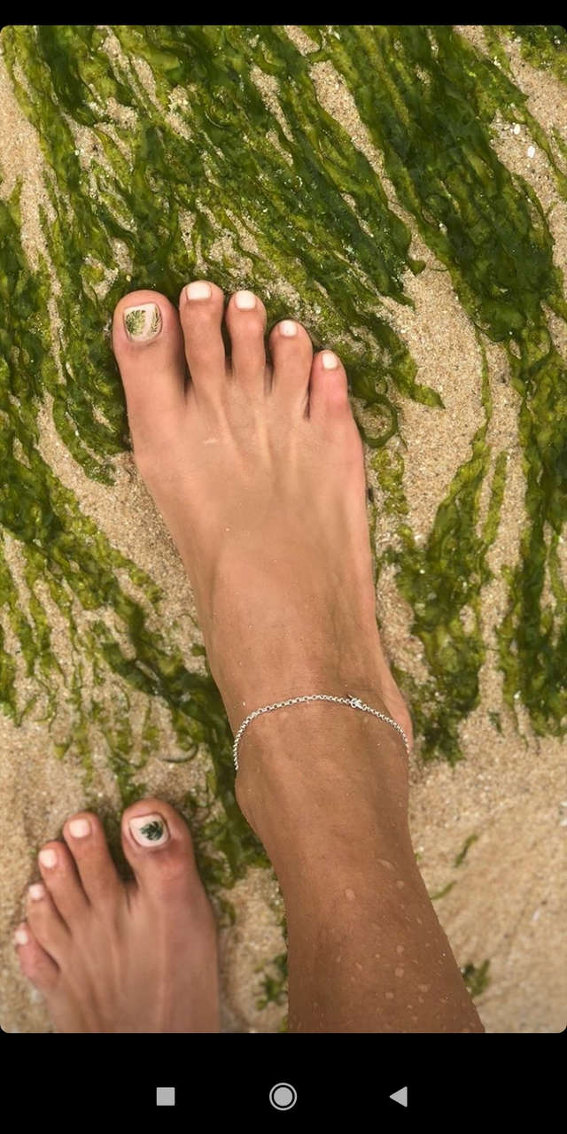 Alina Astrovskaya Feet
