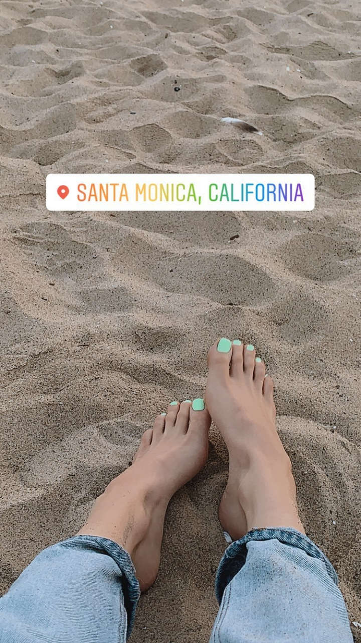 Hazel Graye Feet