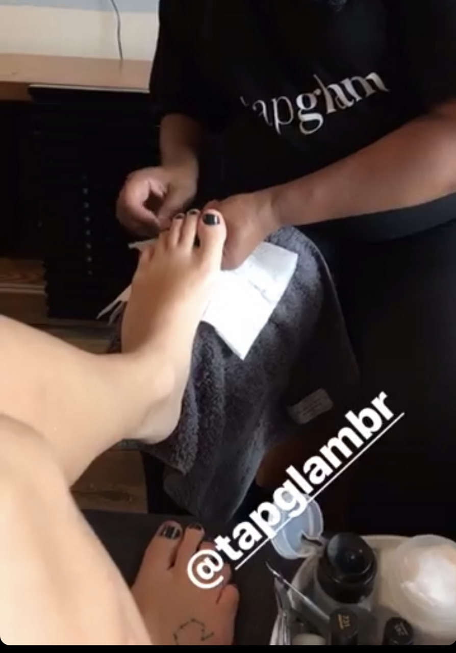 Marcela Maluf Feet
