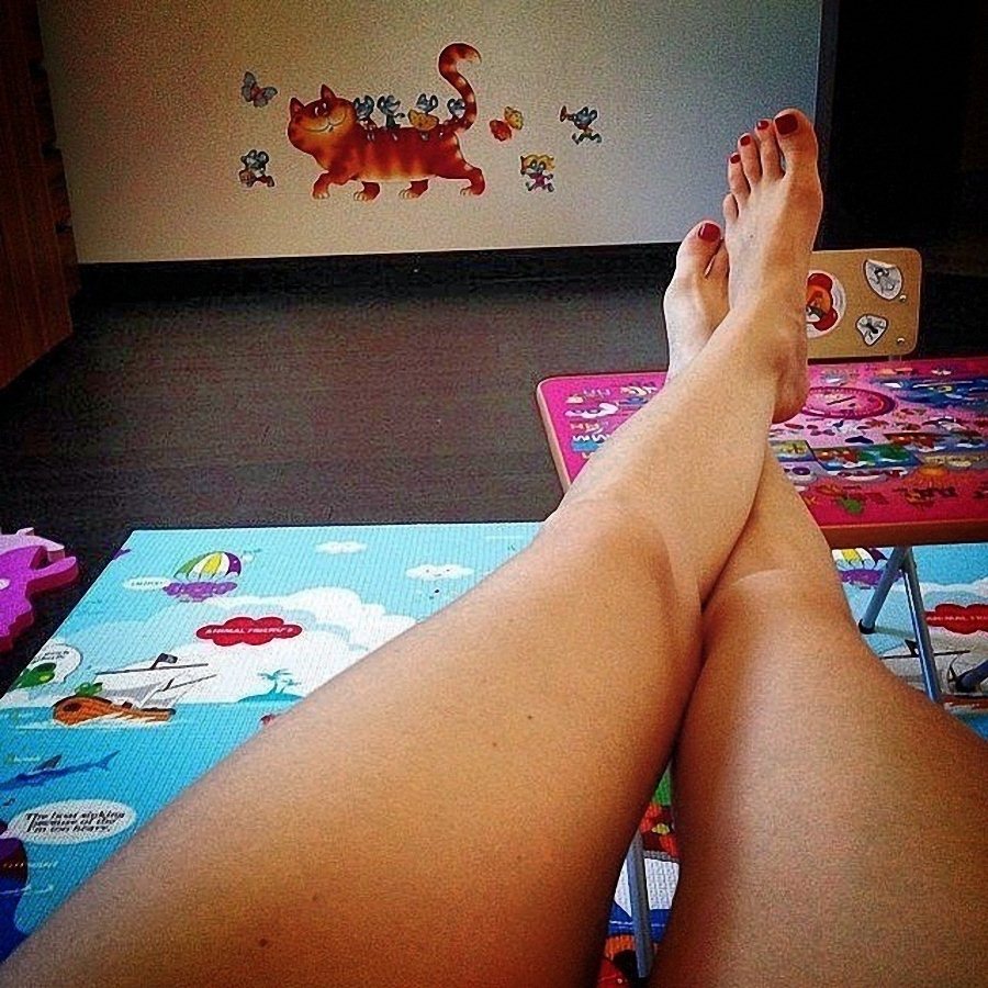 Oksana Akinshina Feet