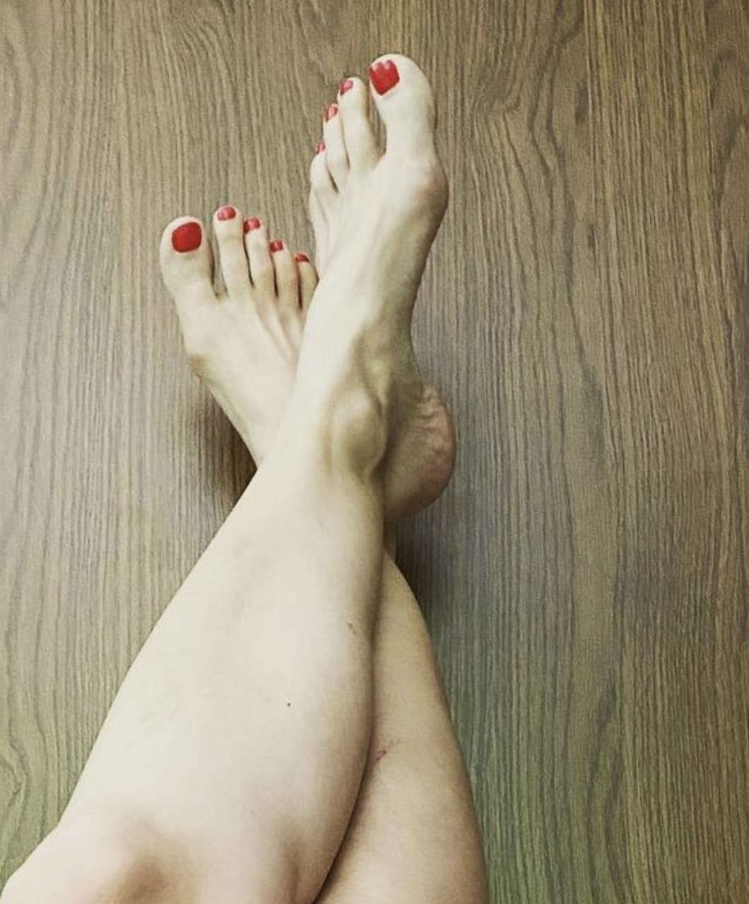 Paulina Holtz Feet