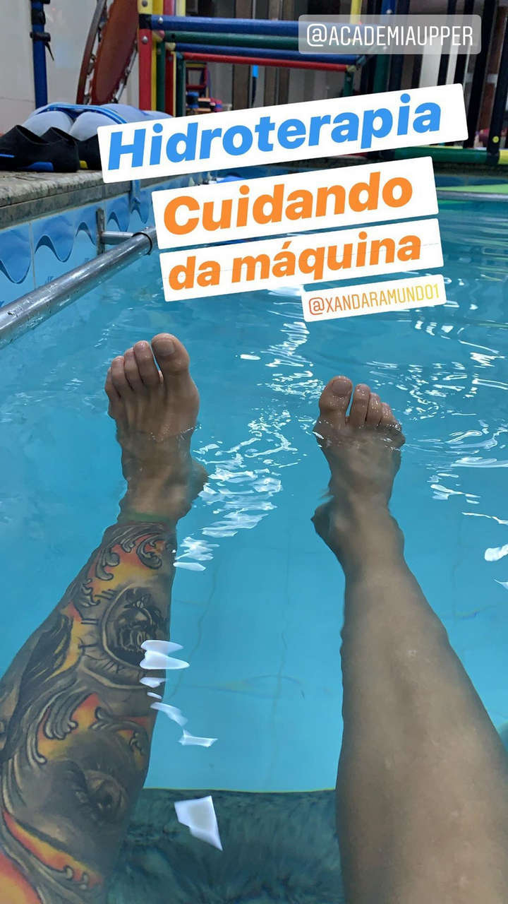 Poliana Botelho Feet