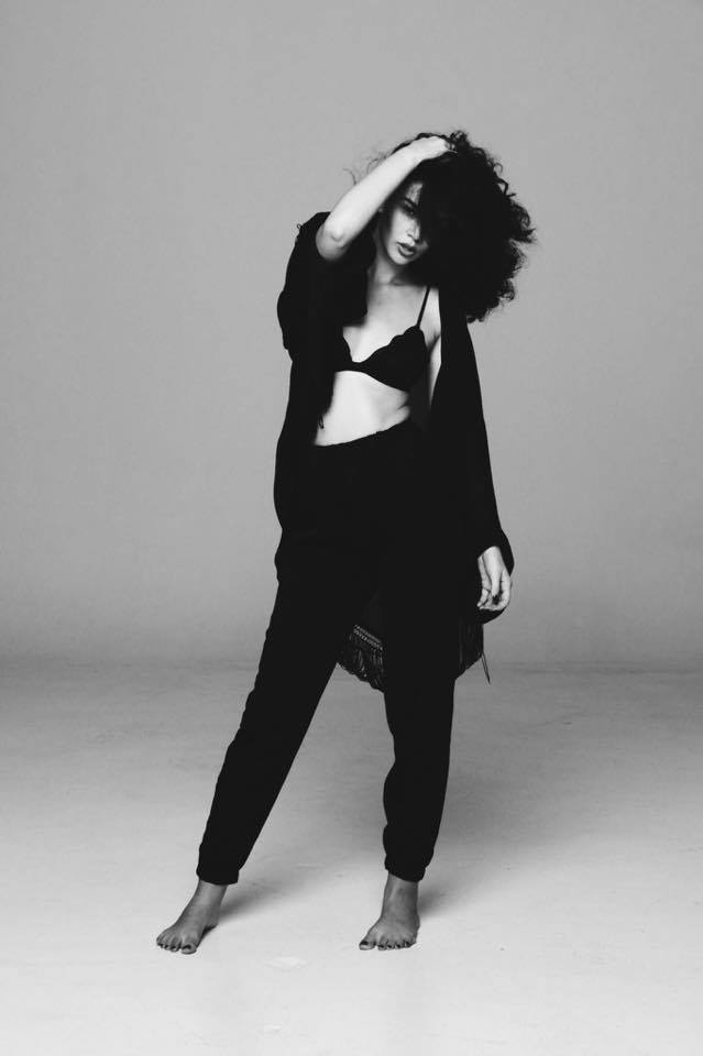 Sabrina Claudio Feet (46 photos) - feet.wiki