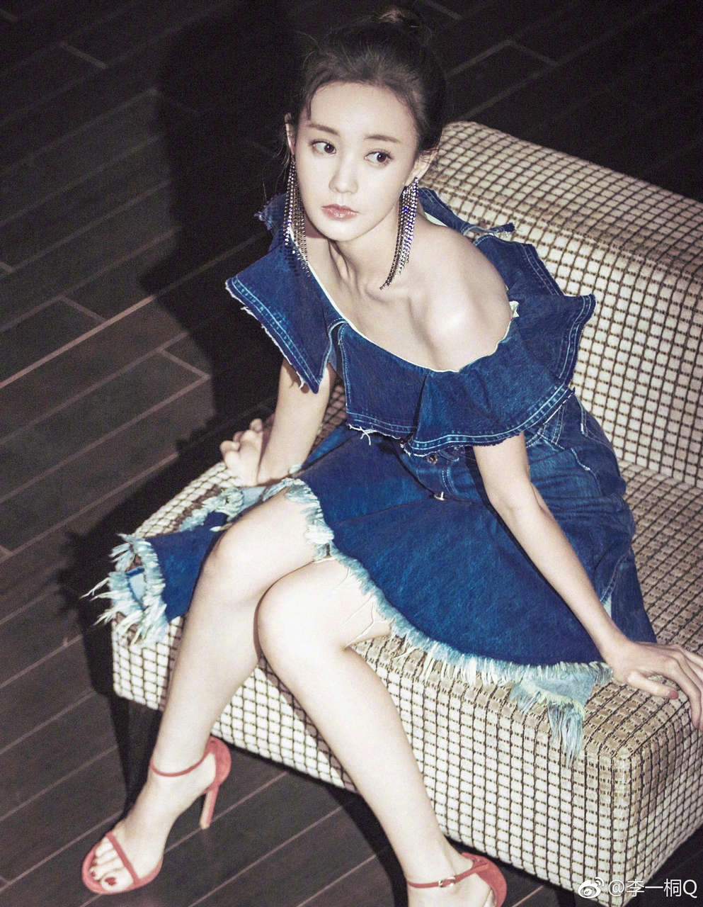 China Entertainment News: Yang Mi covers 'Elle' magazine