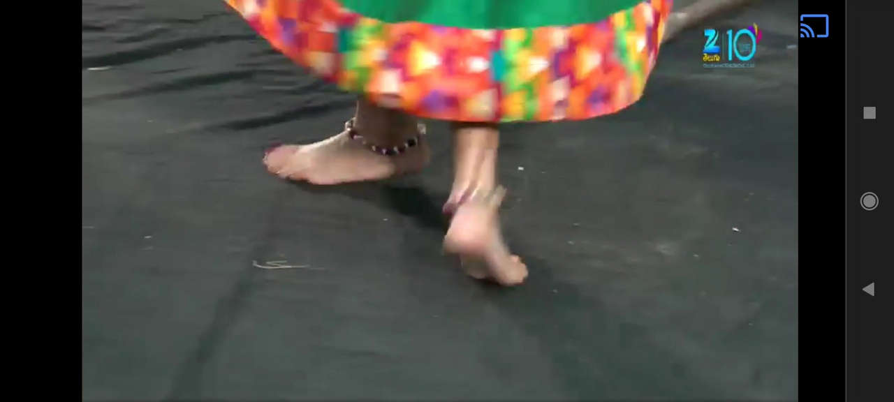 Nithya Ram Feet
