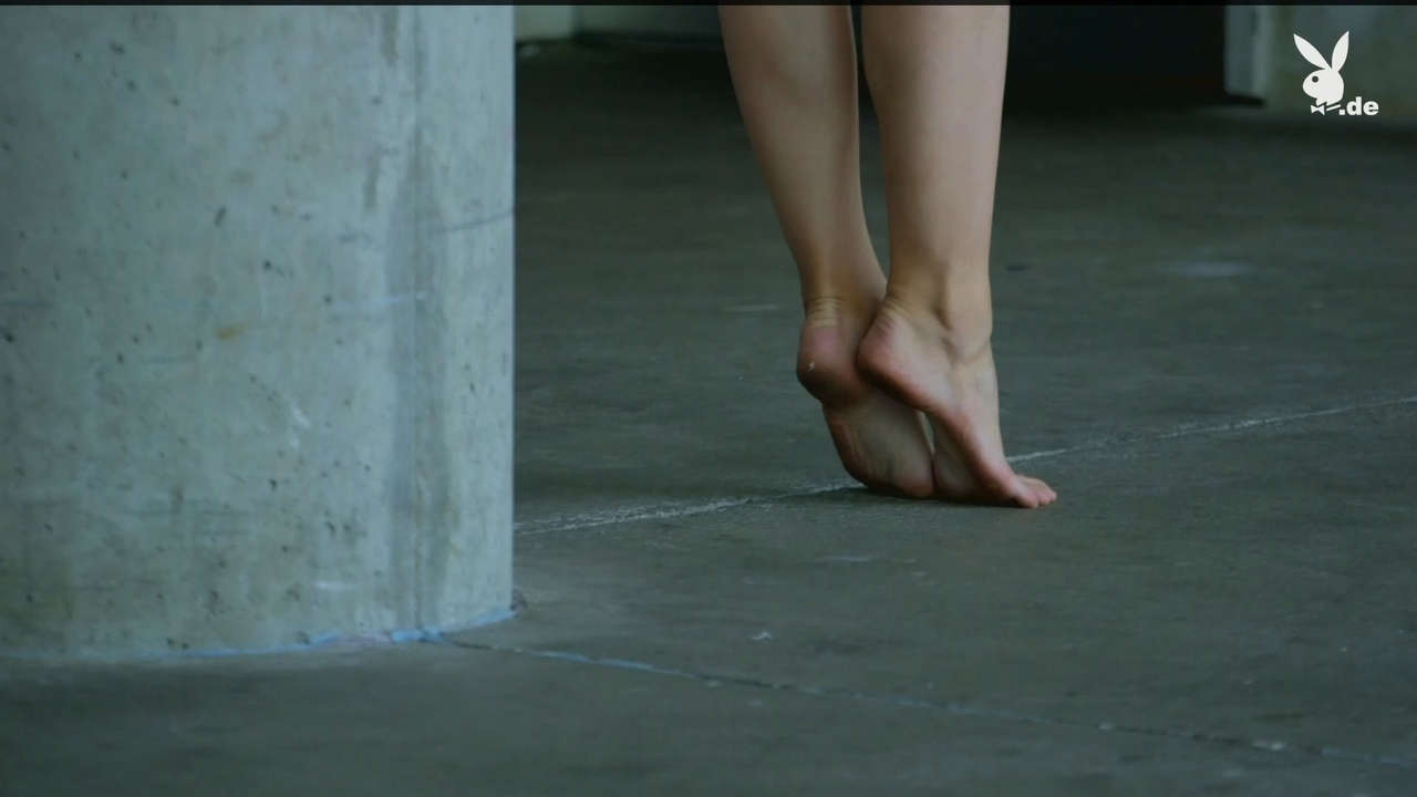 Cosima Viola Feet