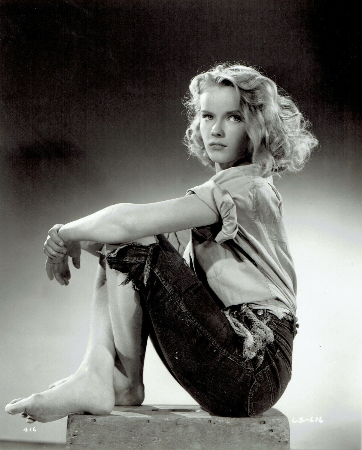 Anne Francis Feet Feetwiki 