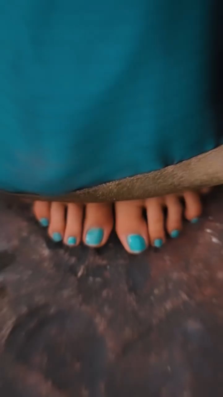 Athulya Feet