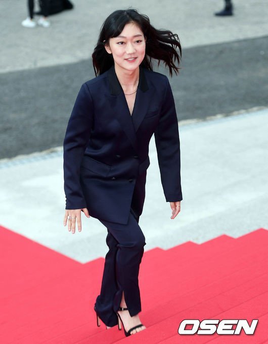Kyung Hye Park Feet