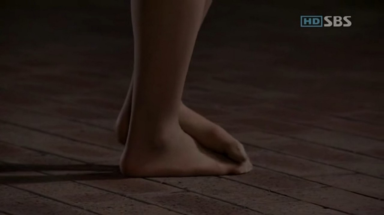 Shin Hye Park Feet