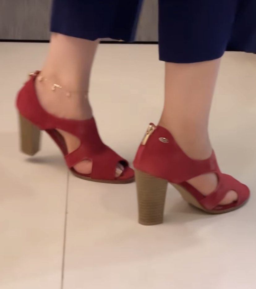 Aima Sebastian Feet