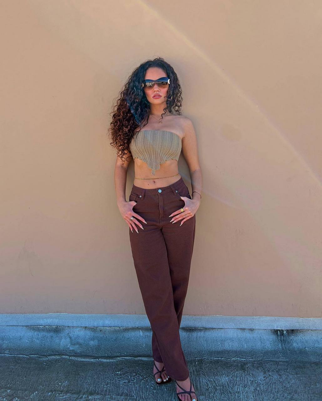 Madison Pettis Feet (4 pics) - feet.wiki