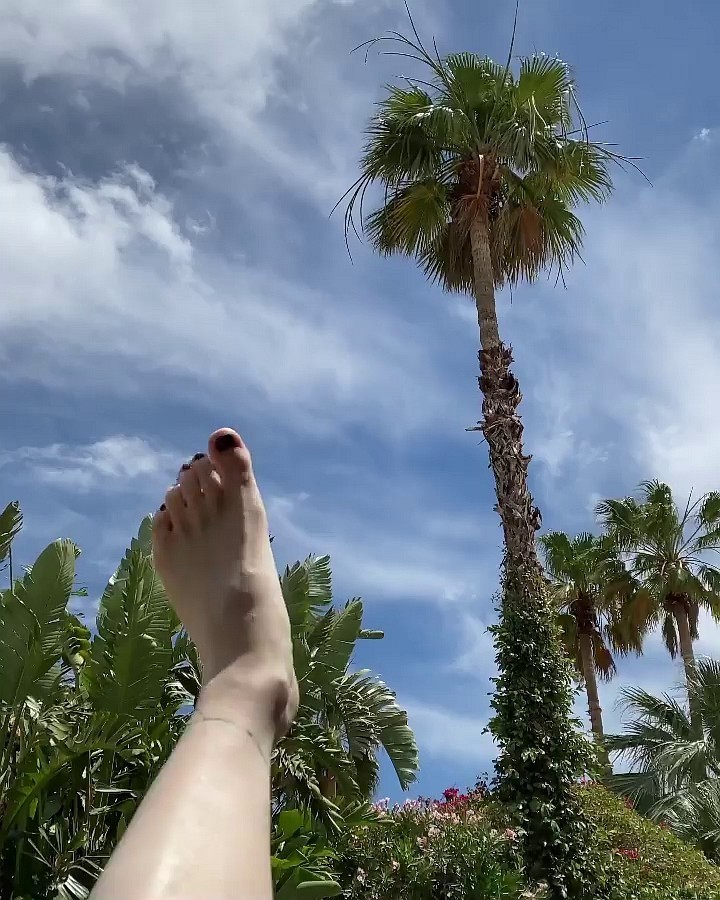 Bryn Woznicki Feet