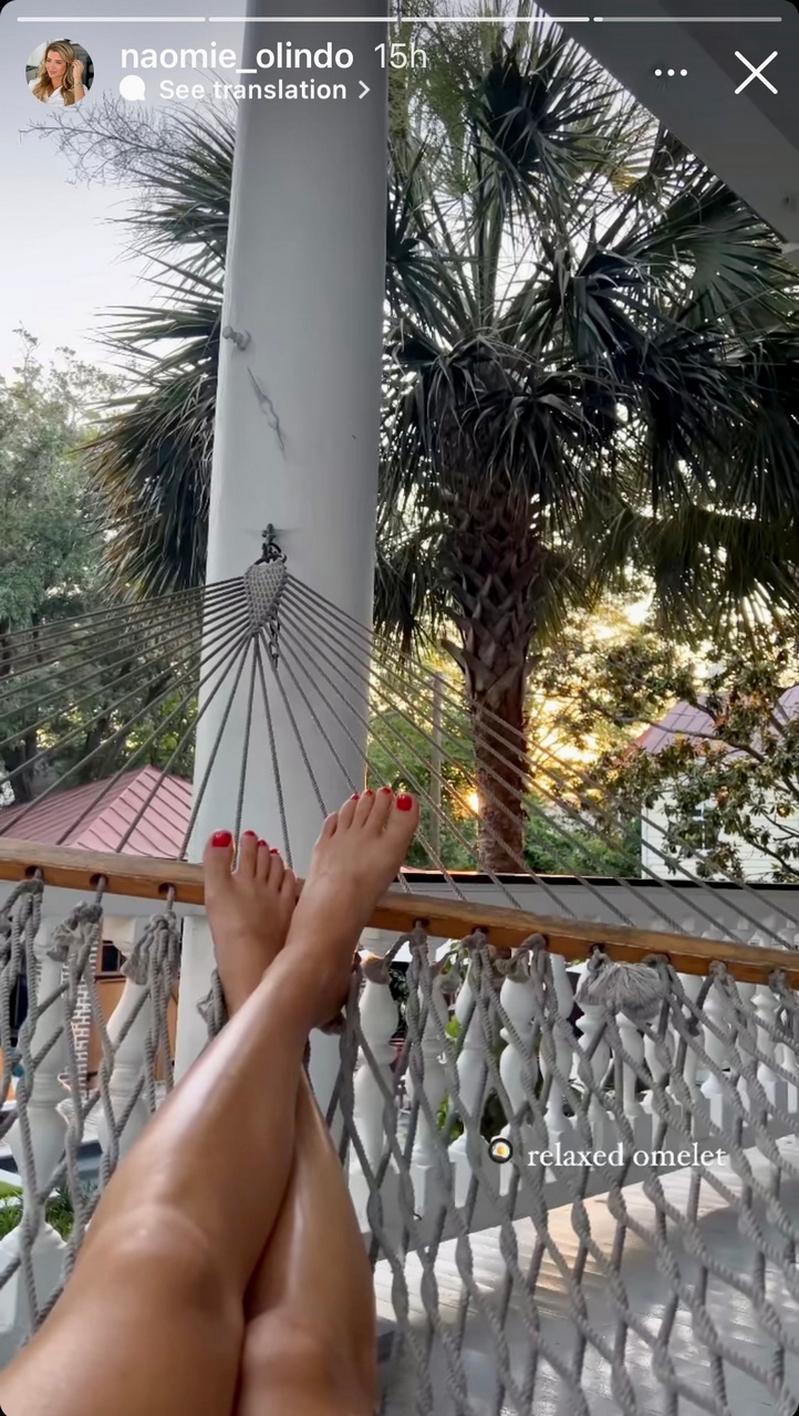 Naomie Olindo Feet