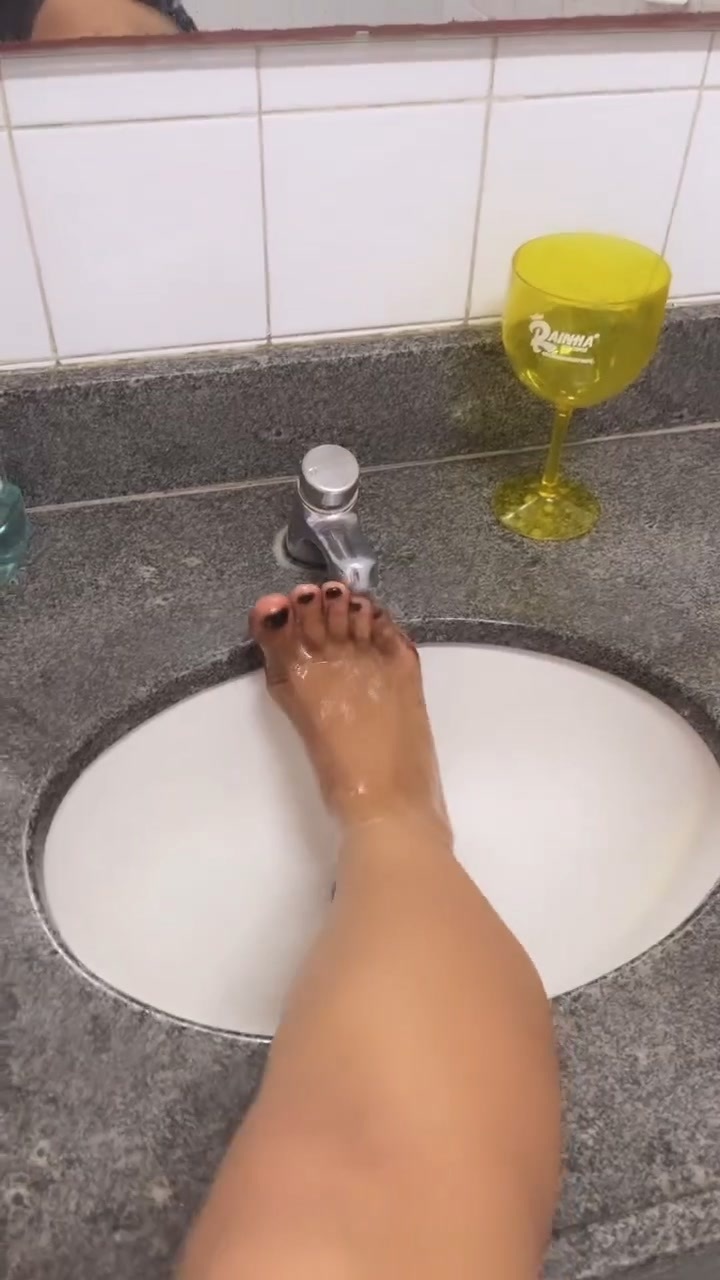 Ingrid Ohara Feet