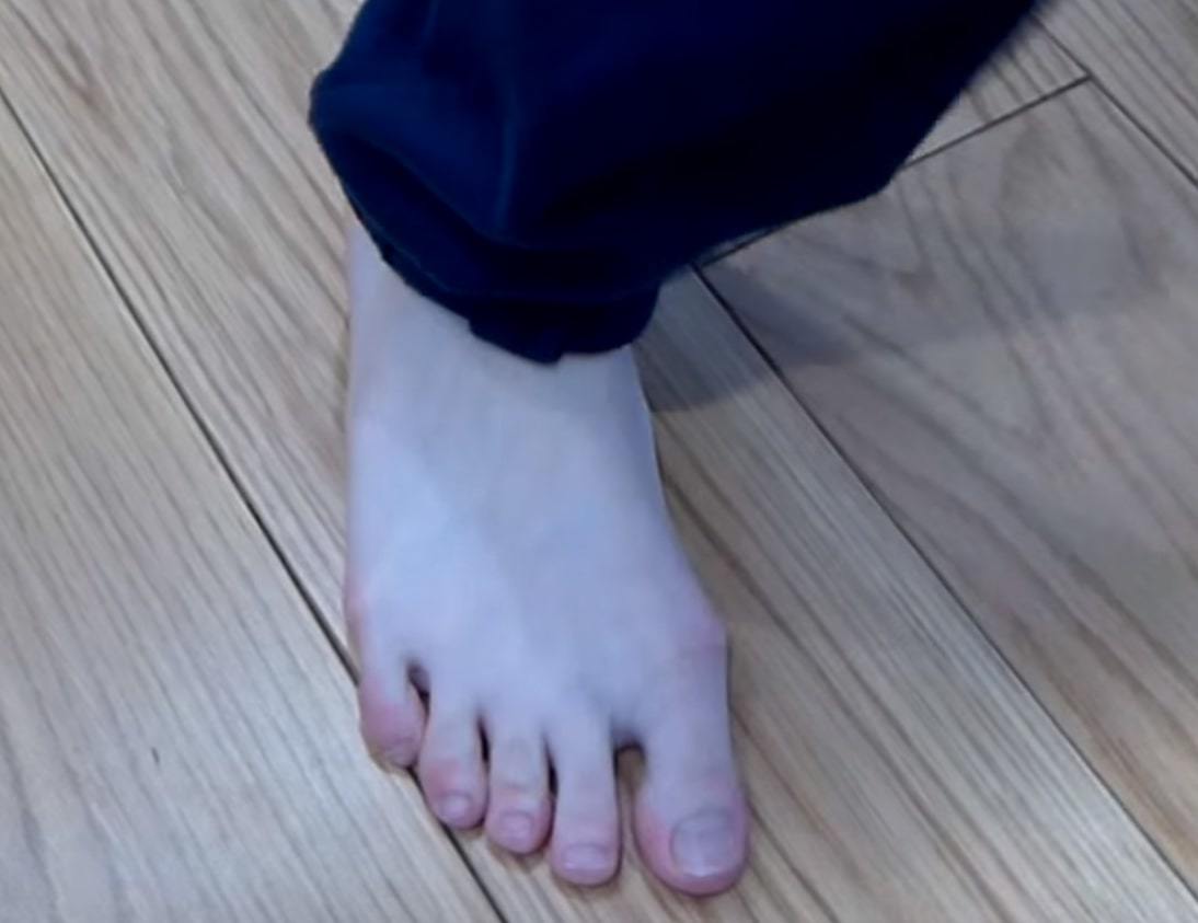Rosie Caddick Feet