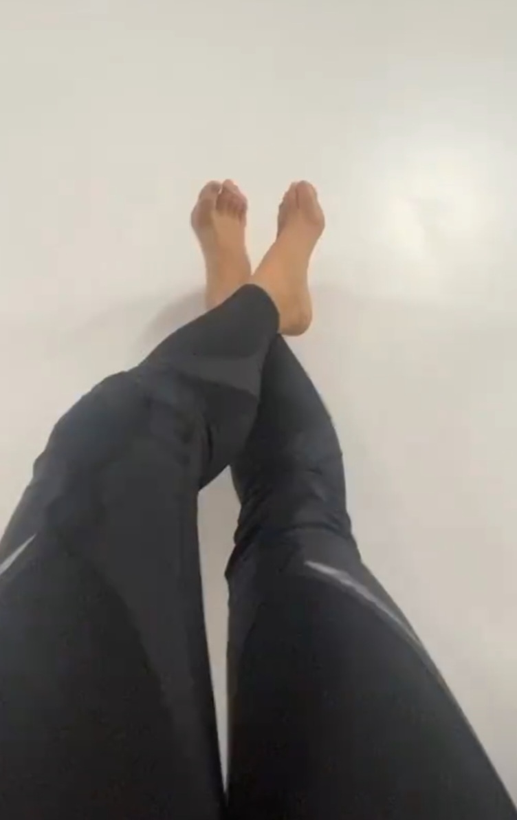 Sakura Kokumai Feet