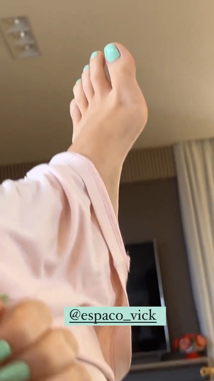 Vitoria Moraes Feet