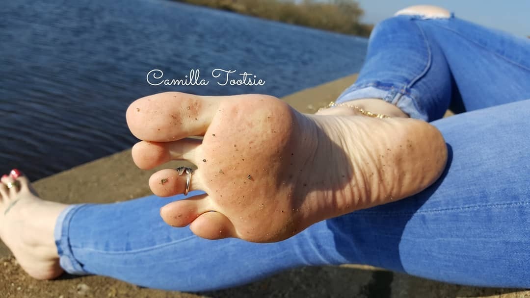 Camilla Tootsie Feet