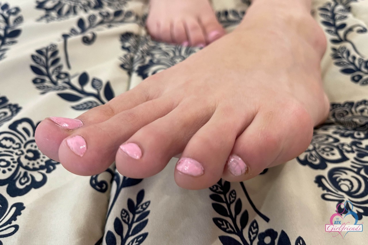 Lilli Chanel Feet