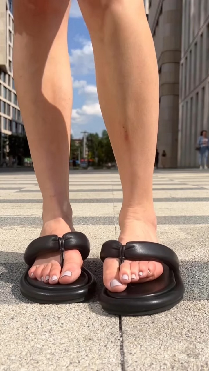 Polina Nalivalkina Feet