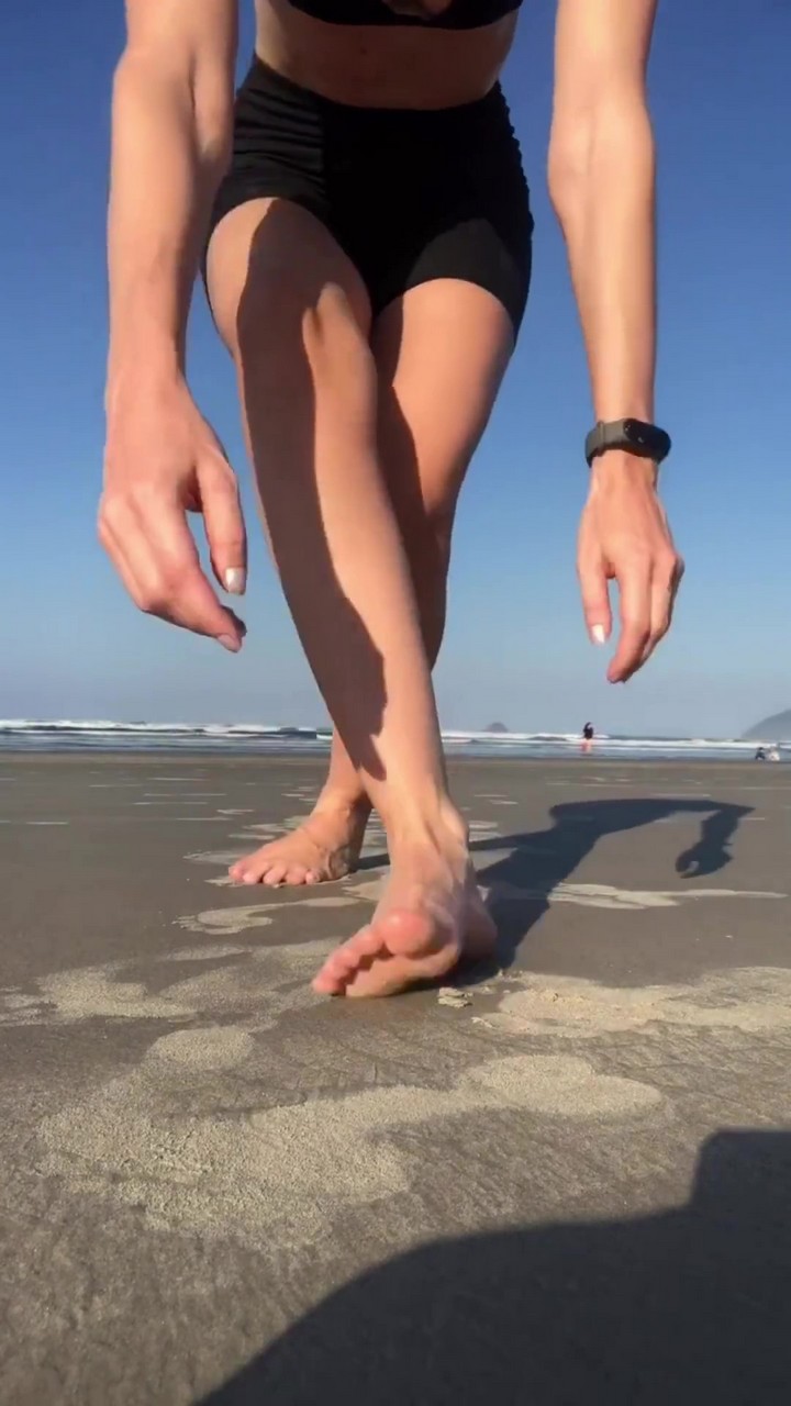 Raquel Bertani Feet