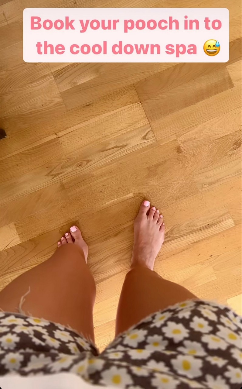Sara Cox Feet